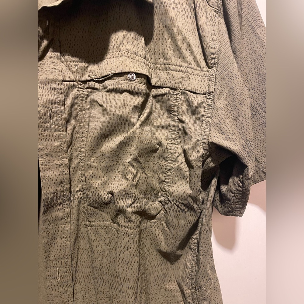 REI Sahara Shirt, Olive Green, Small, EUC - Picture 6 of 8
